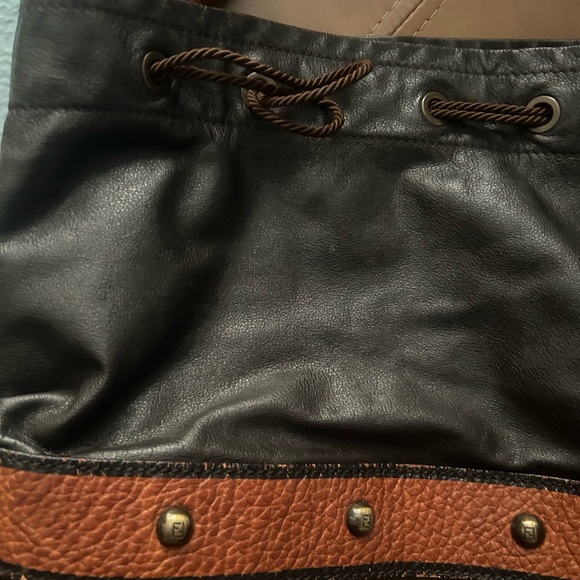 Fendi Vintage Palazzo Bucket Bag - Picture 10 of 12